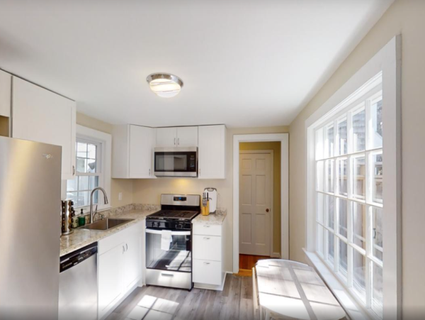 Spacious 9-Bedroom Family Home Near Red river Beach - Perfect for Your Vacation